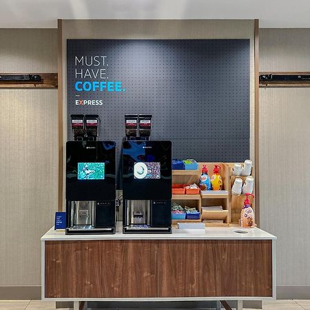 Holiday Inn Express & Suites - Effingham By Ihg Екстер'єр фото