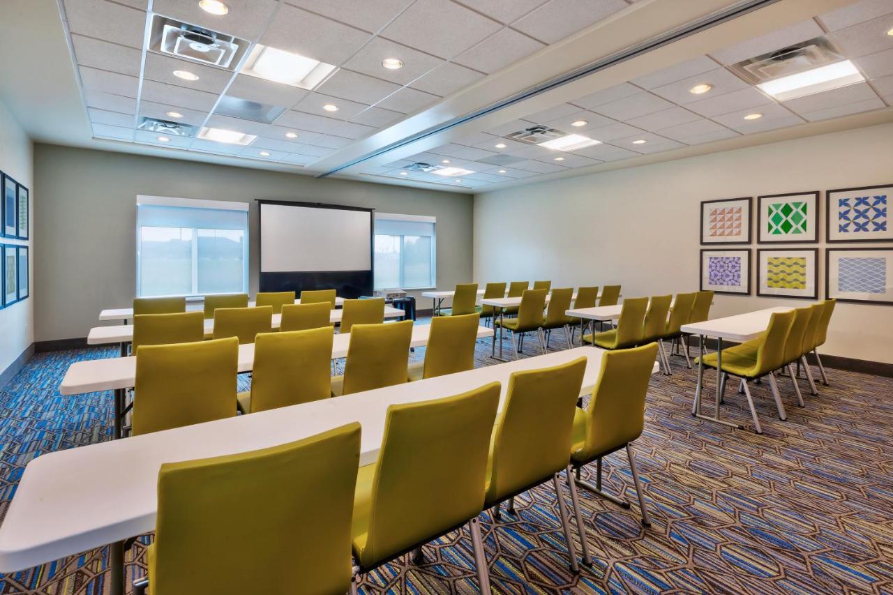 Holiday Inn Express & Suites - Effingham By Ihg Екстер'єр фото