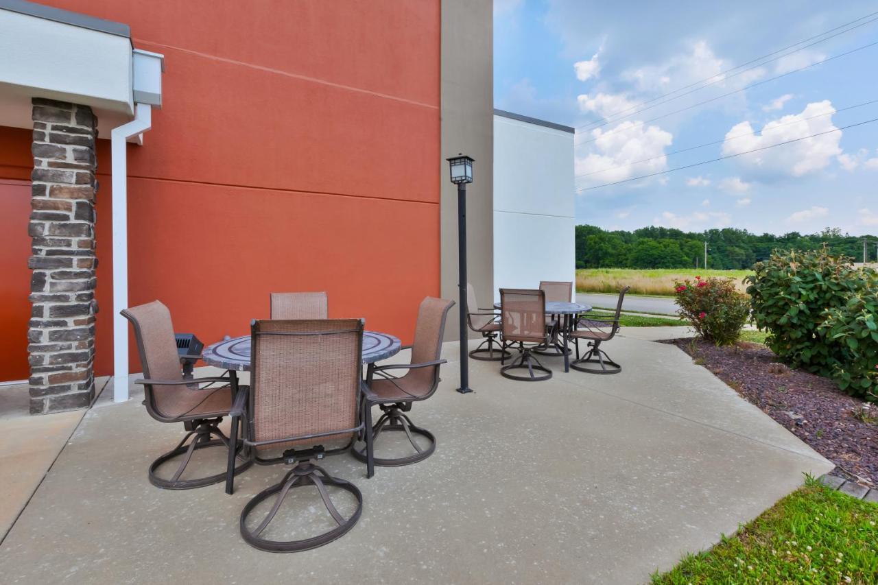 Holiday Inn Express & Suites - Effingham By Ihg Екстер'єр фото