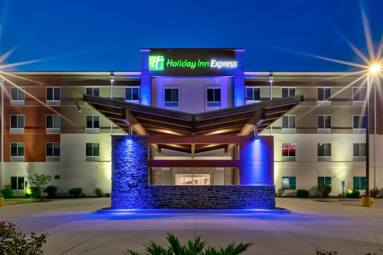 Holiday Inn Express & Suites - Effingham By Ihg Екстер'єр фото