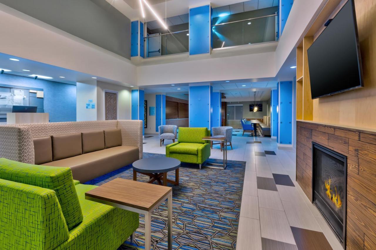 Holiday Inn Express & Suites - Effingham By Ihg Екстер'єр фото