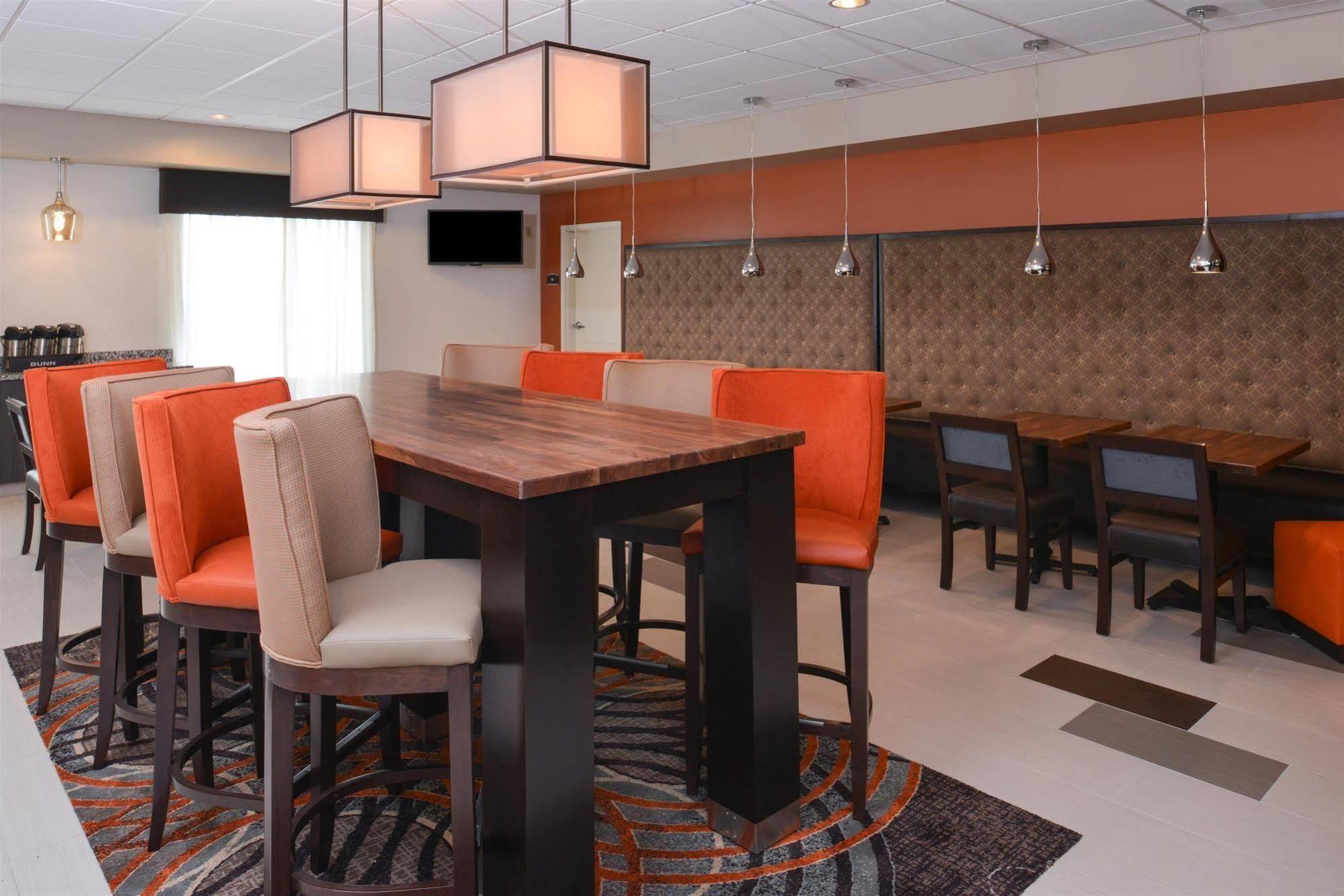 Holiday Inn Express & Suites - Effingham By Ihg Екстер'єр фото