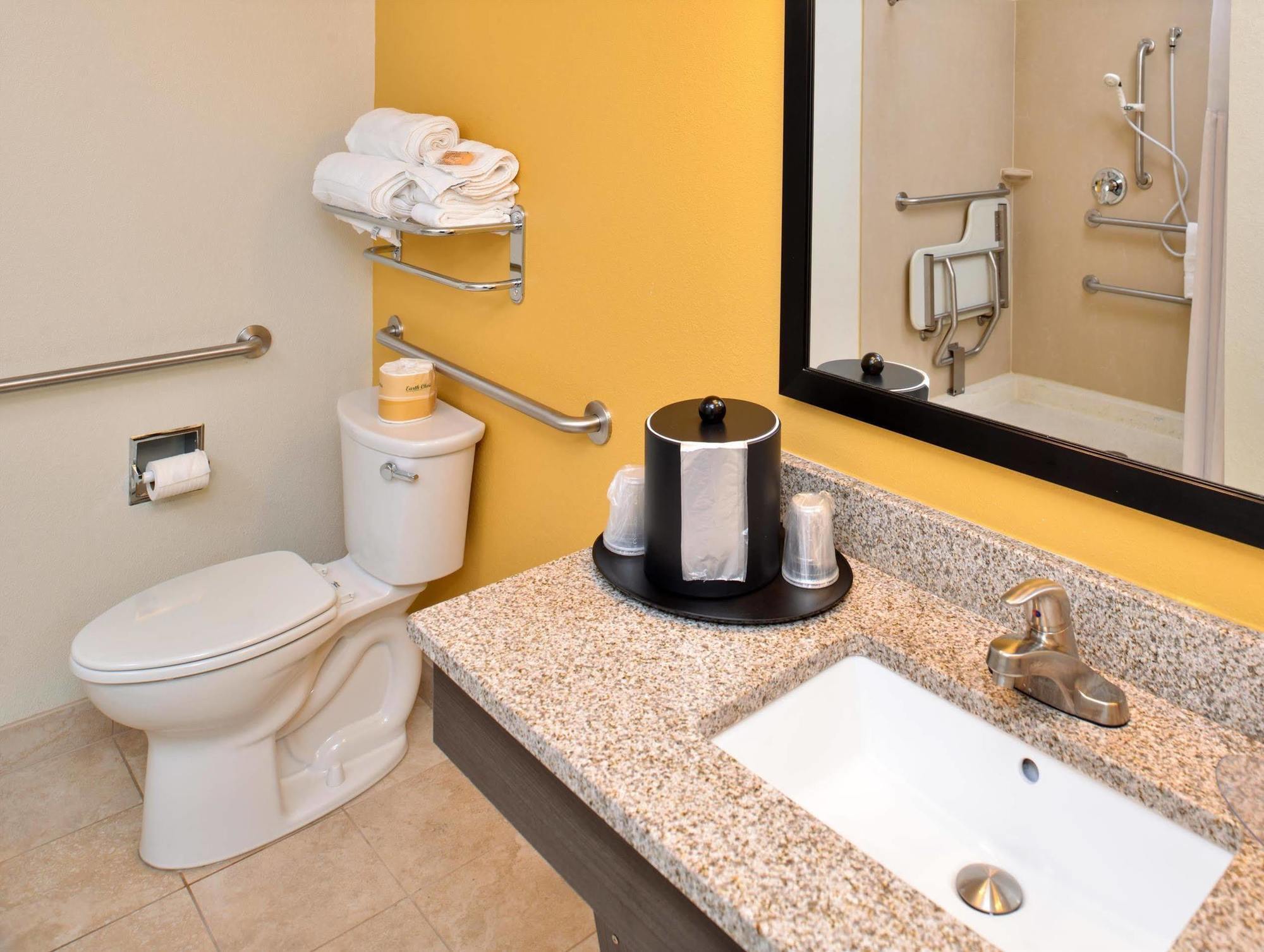 Holiday Inn Express & Suites - Effingham By Ihg Екстер'єр фото